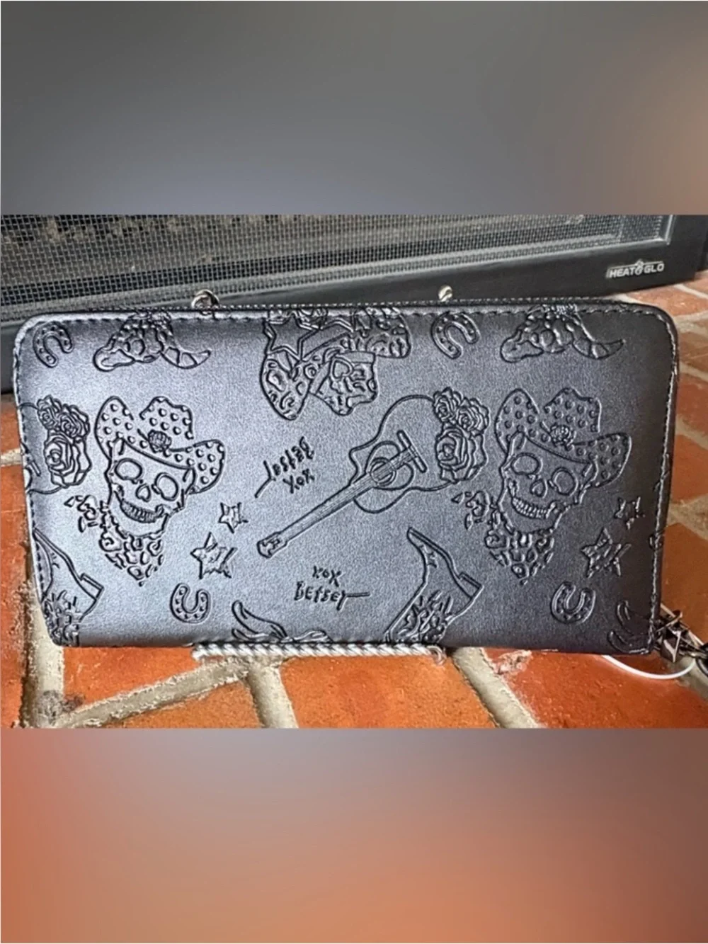 NWT Betsey Johnson Western Cowboy Skull Embossed Zip Wallet Wristlet Black